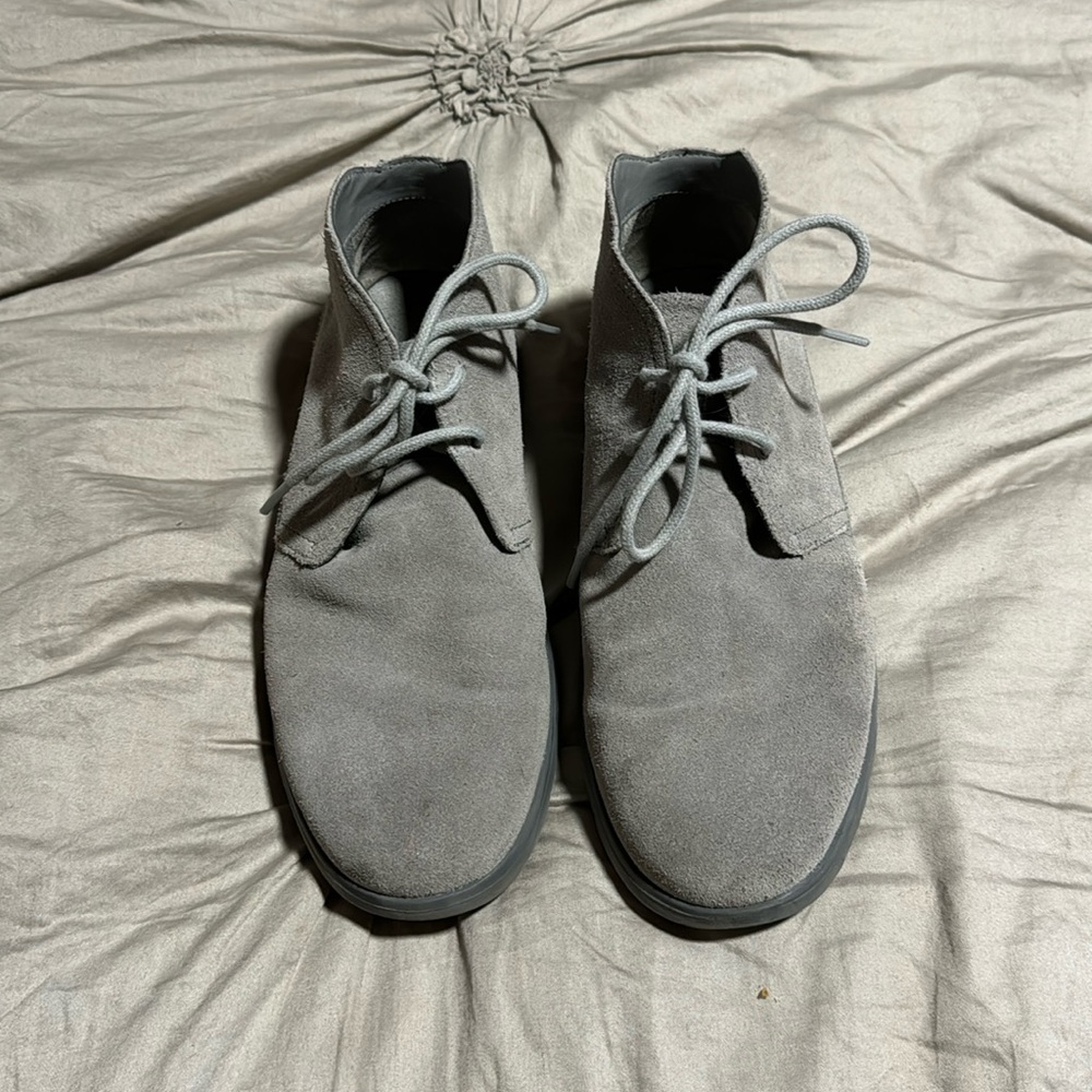 Cole Haan Chukka Boot Grey Suede. Size 9. Great condition. Will ship asap